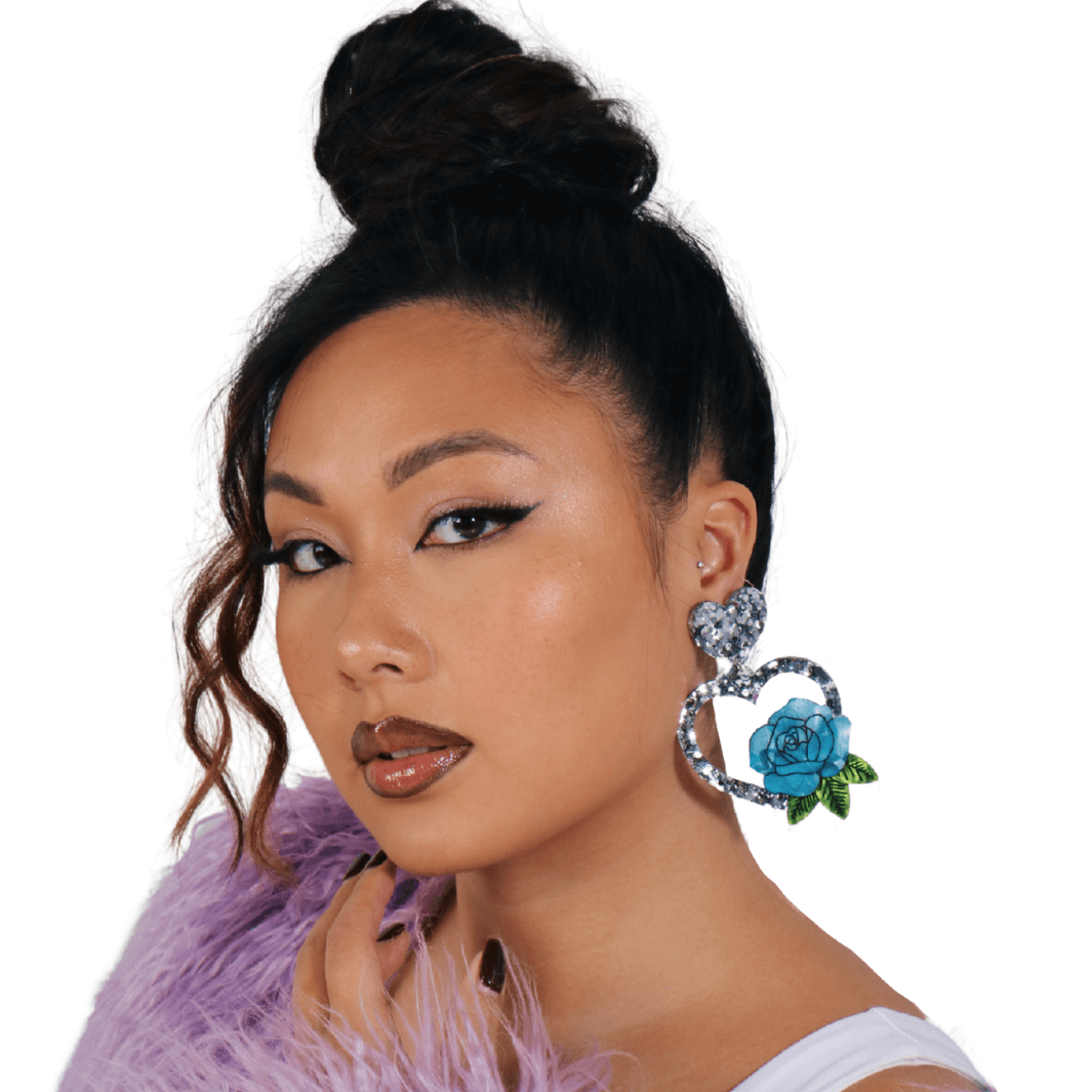 Haus of Dizzy 'Amy' Heart Earrings