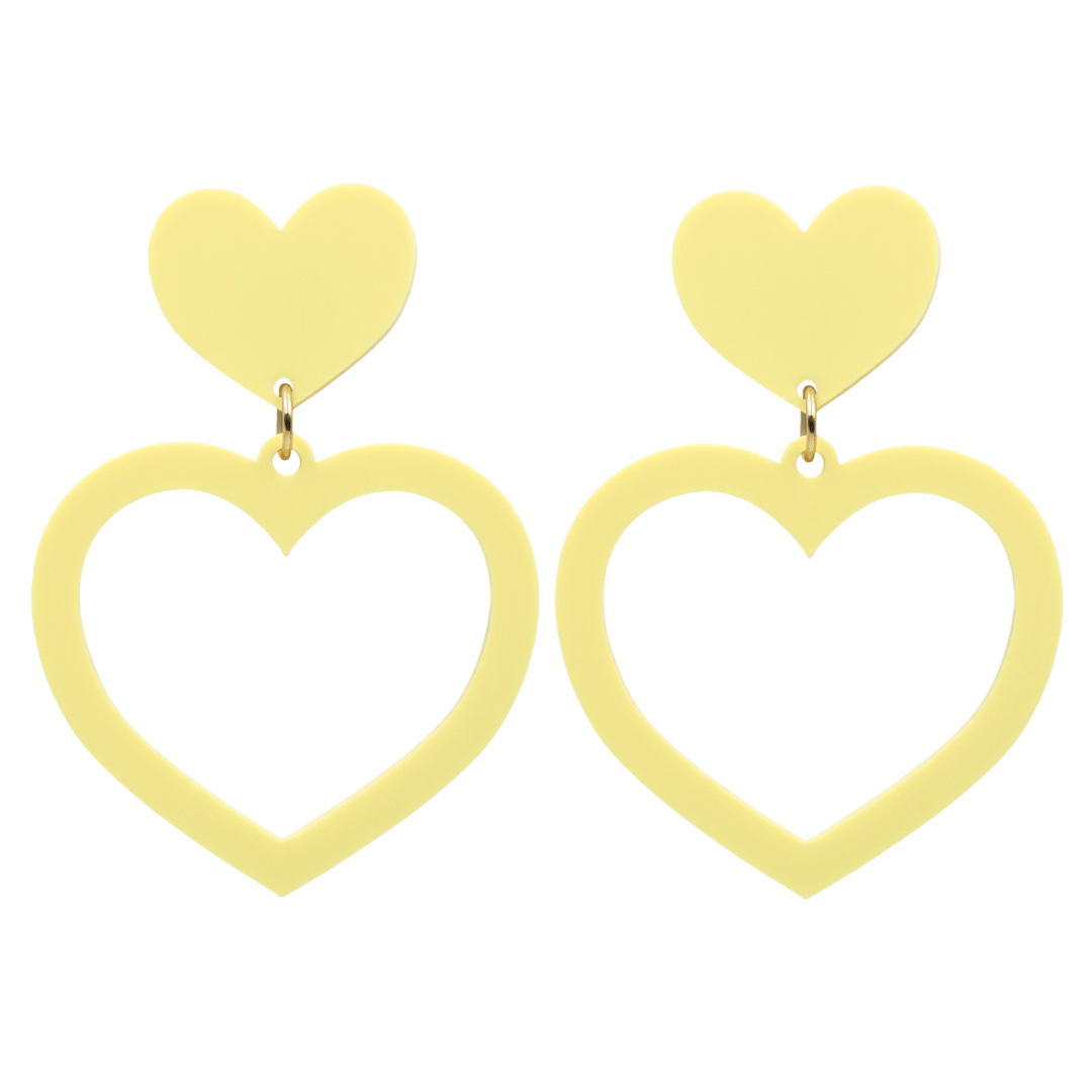 haus of dizzy pastel barbie heart earrings in lemon pastel size large