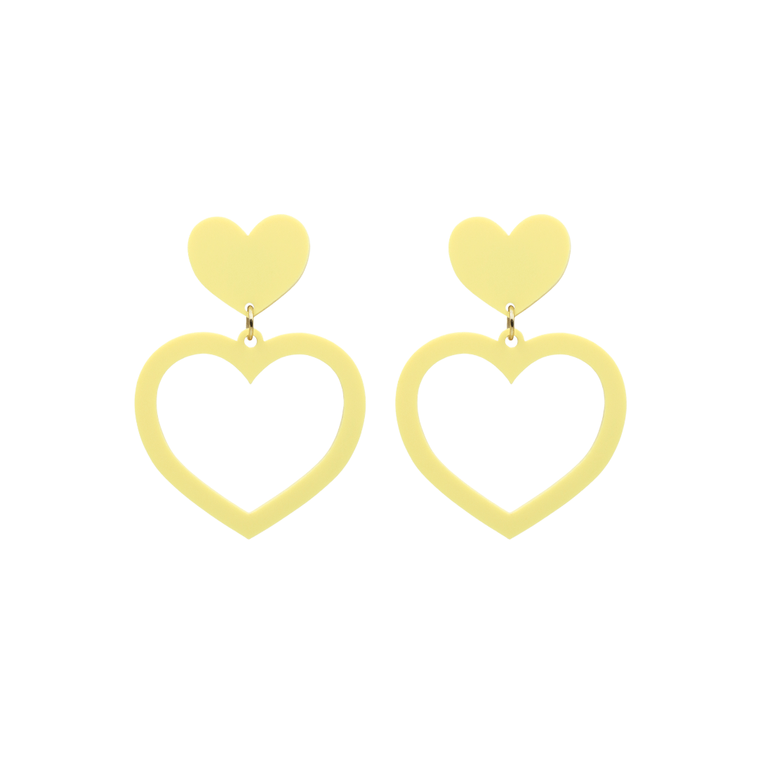haus of dizzy pastel barbie heart earrings in lemon pastel size small