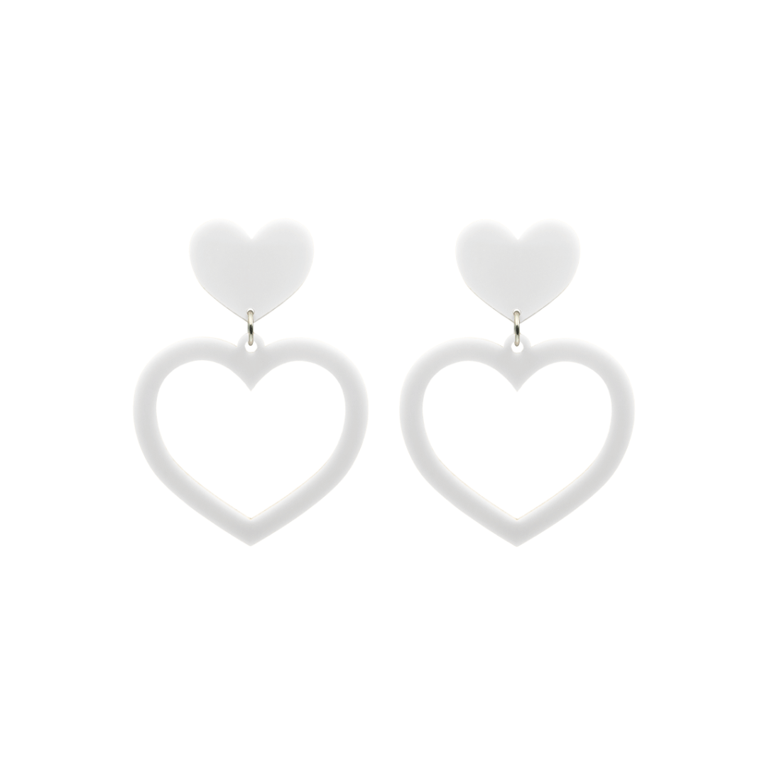 haus of dizzy plain barbie heart earrings in matte white size small