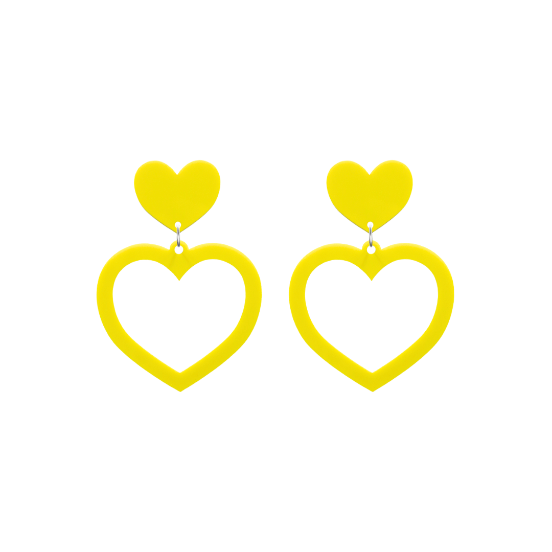 haus of dizzy plain barbie heart earrings in yellow size small