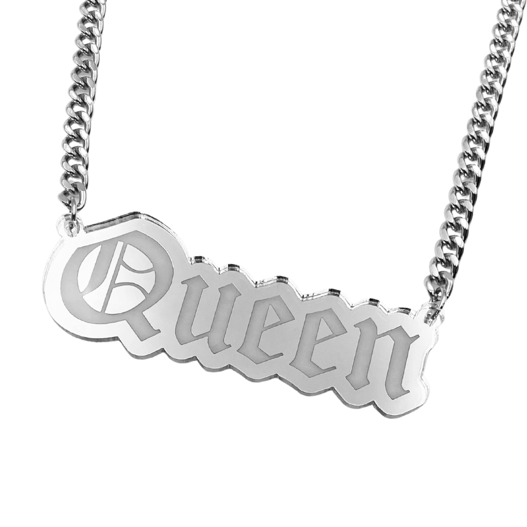 Haus of Dizzy 'Queen' Plate Necklace